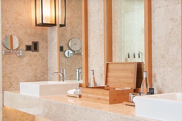 7 Anggaran penting untuk dekorasi kamar mandi